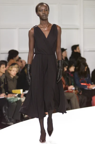 Look 48